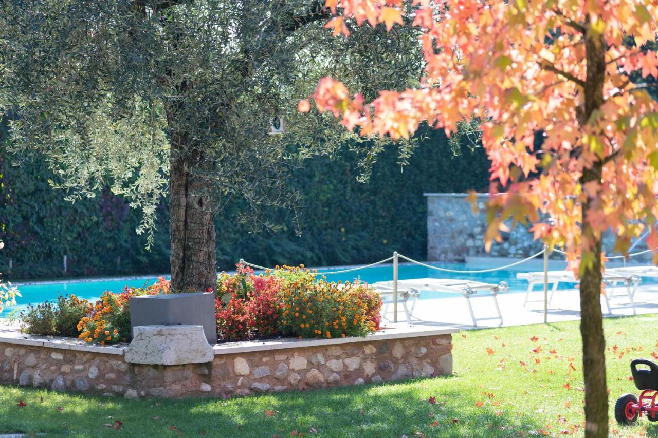 Agriturismo Corte Aurea Desenzano del Garda Exteriör bild