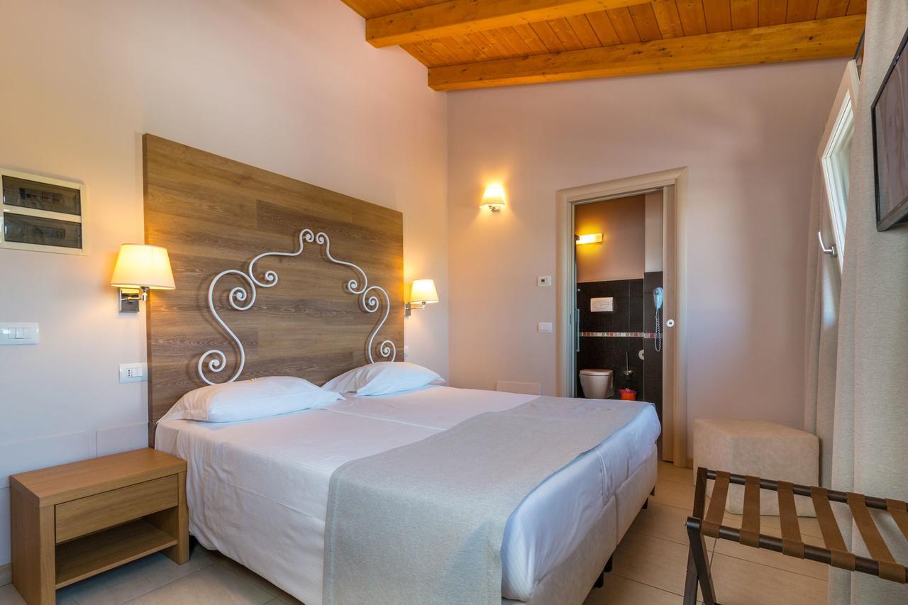 Agriturismo Corte Aurea Desenzano del Garda Exteriör bild