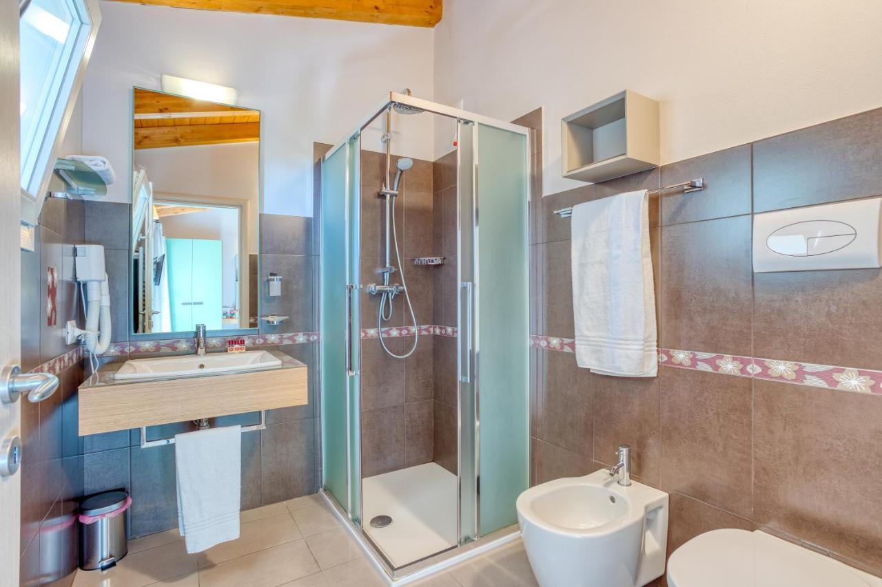 Agriturismo Corte Aurea Desenzano del Garda Exteriör bild